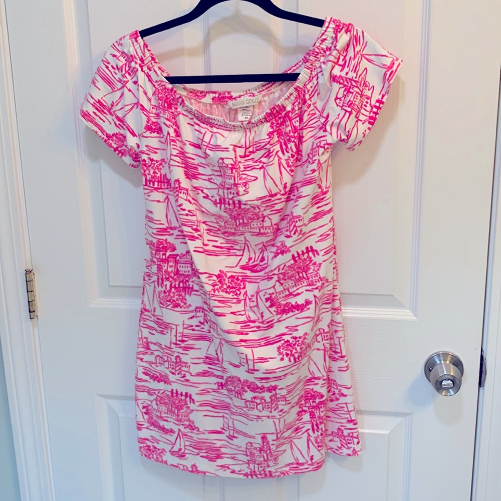 Adorable Mahi Gold dress! This is so comfy and flattering! Size XS.
